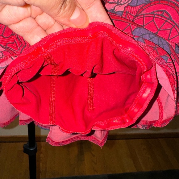 Lululemon Run Pace Setter Skirt in Prisma Multi Guava Lava Boom Juice Size 4. - Picture 13 of 15